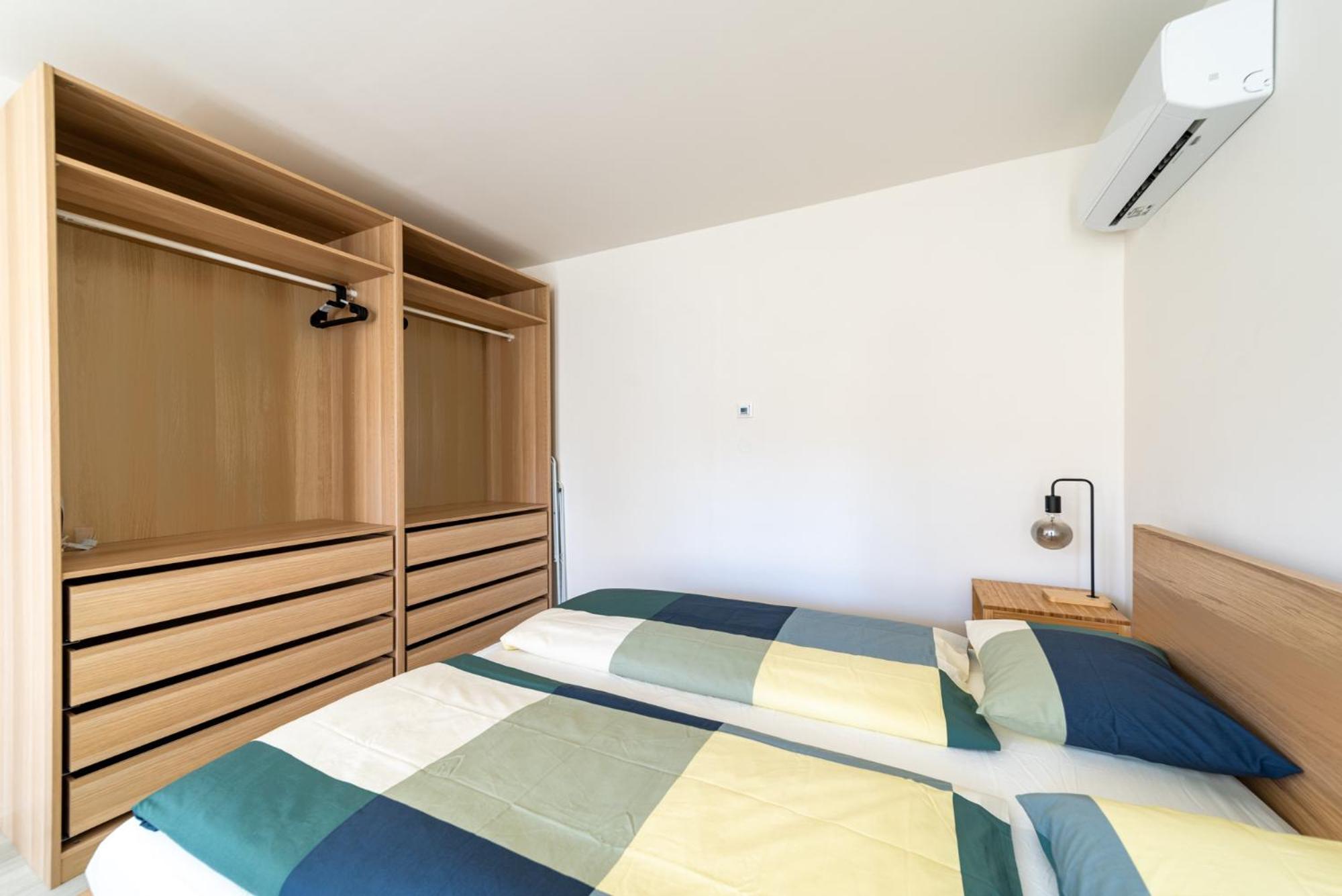 Apartments Borivojova 63 Praha Bagian luar foto